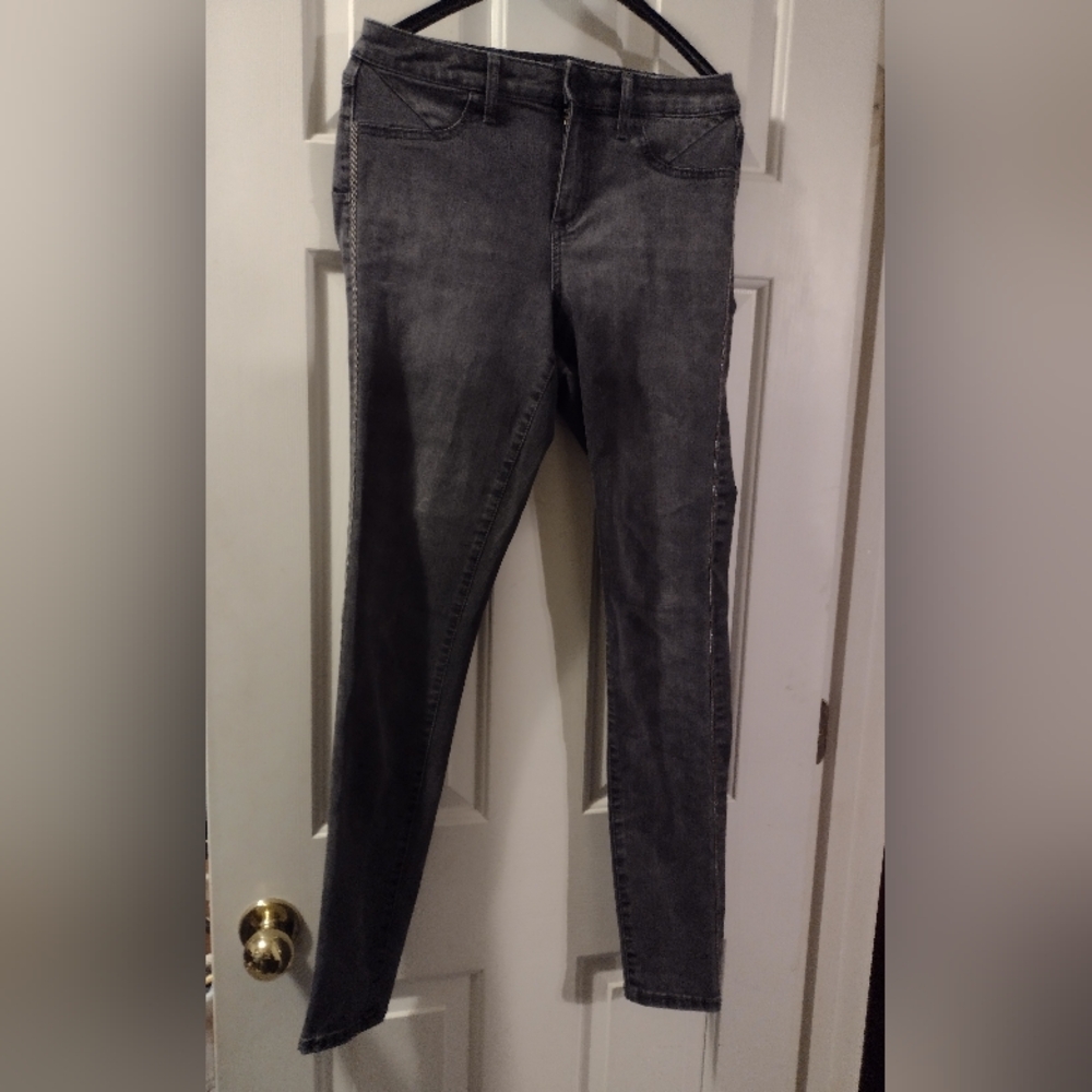 Jennifer Lopez Charcoal Skinny Jeans